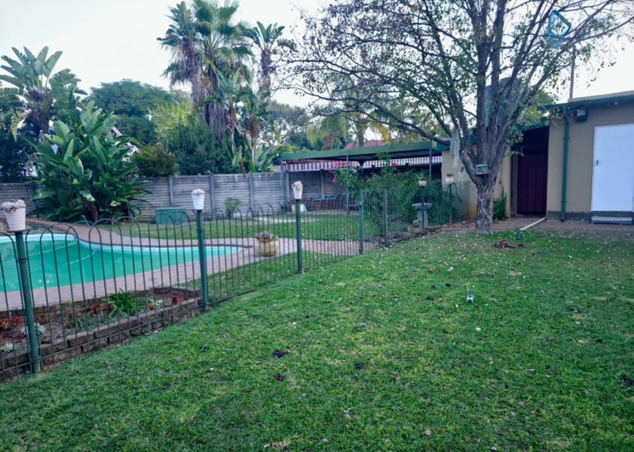 3 Bedroom Property for Sale in Oos Einde North West